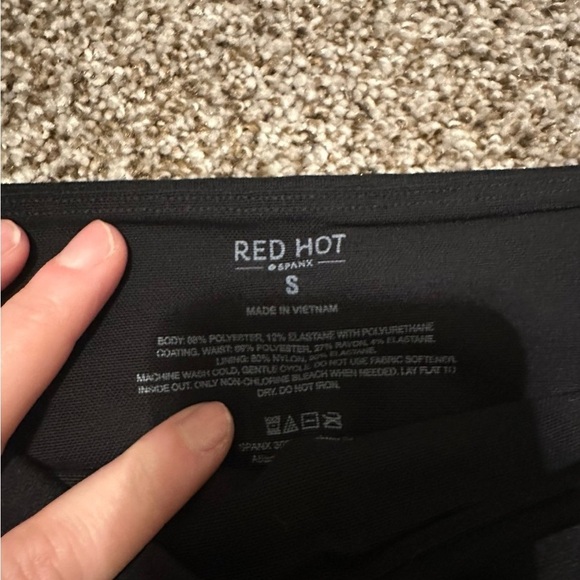 SPANX Red Hot Faux Leather Leggings - Picture 6 of 8